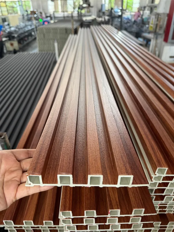 Tauler de paret WPC impermeable al tauler de fusta per a hotel